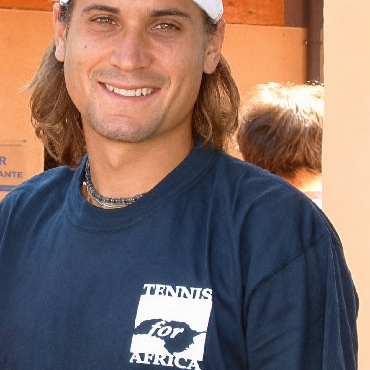 David Ferrer con T-shirt Tennis for Africa